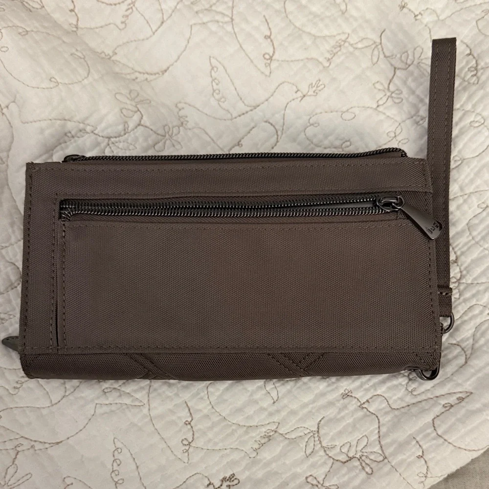 lug arabesque ultra